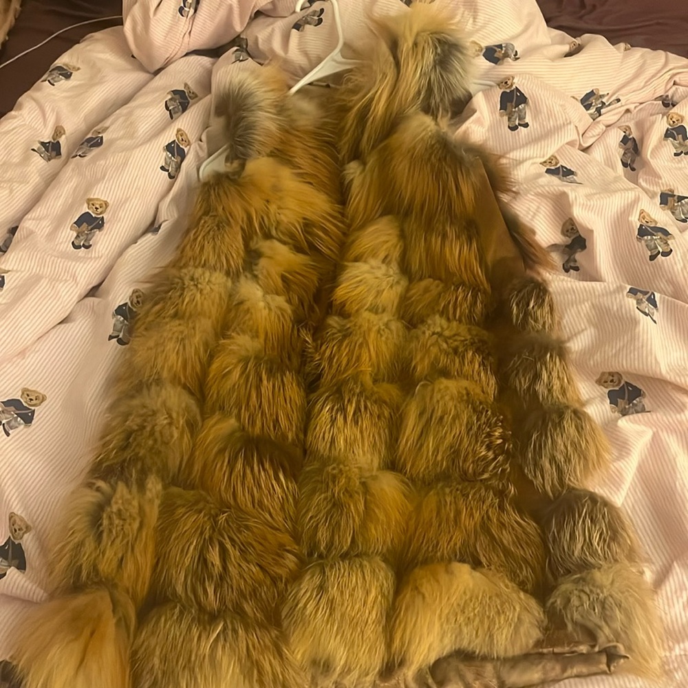 Fur vest